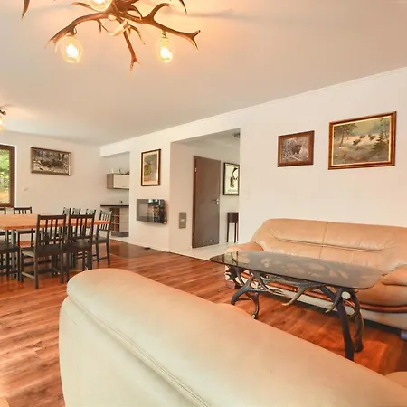 Pod Skocznia Βίλα *