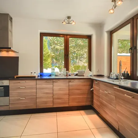 Pod Skocznia Villa *